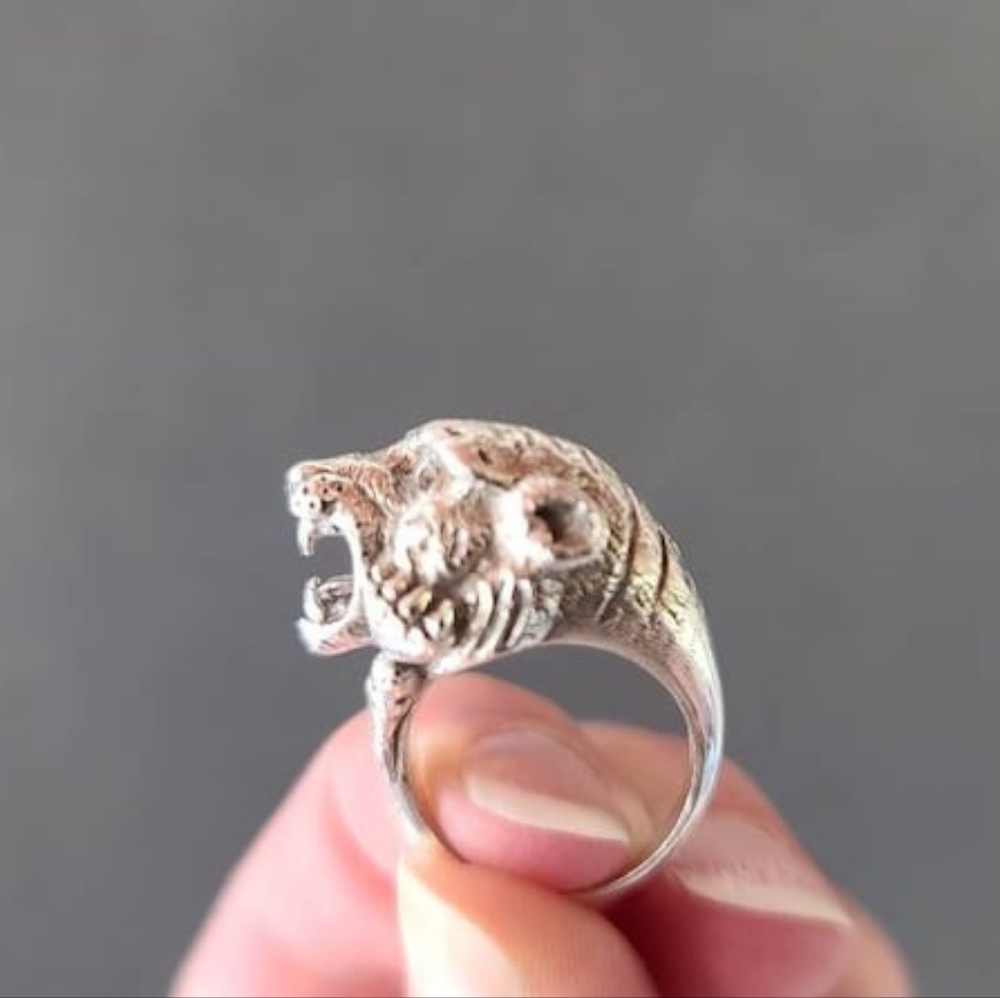 Vintage Tiger Silver 925 Ring